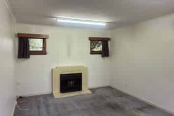 7 Evesham Crescent, Spreydon