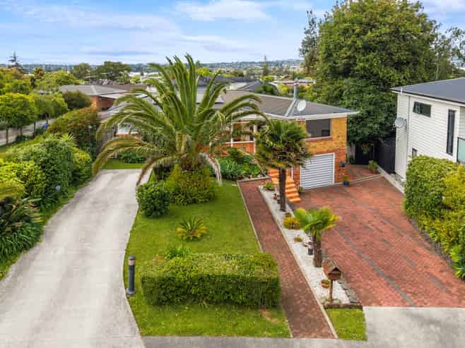 32 Alton Terrace, Pakuranga Heights