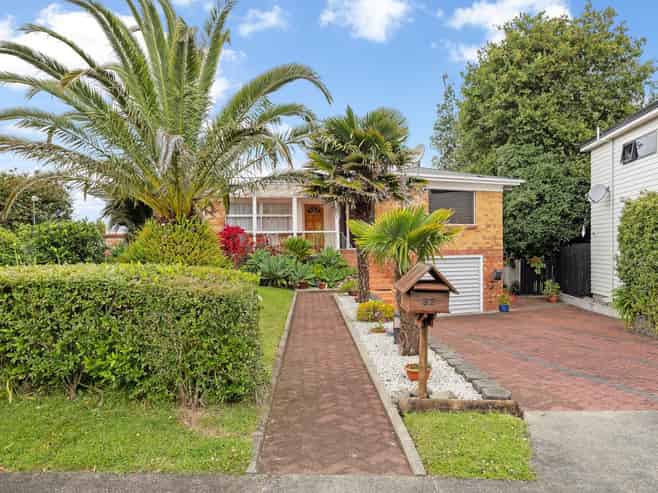 32 Alton Terrace, Pakuranga Heights