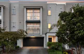 133 Barbarich Drive, Stonefields