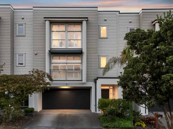 133 Barbarich Drive, Stonefields