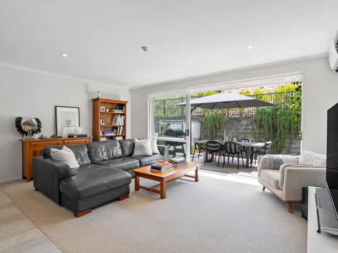 133 Barbarich Drive, Stonefields