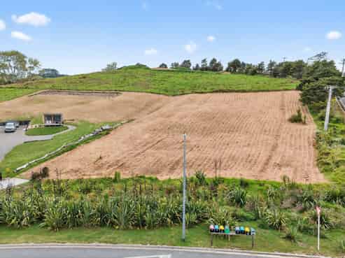 2 Arahanga Road, Paparoa