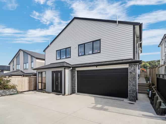 2A Ballyalton Crescent, Flat Bush