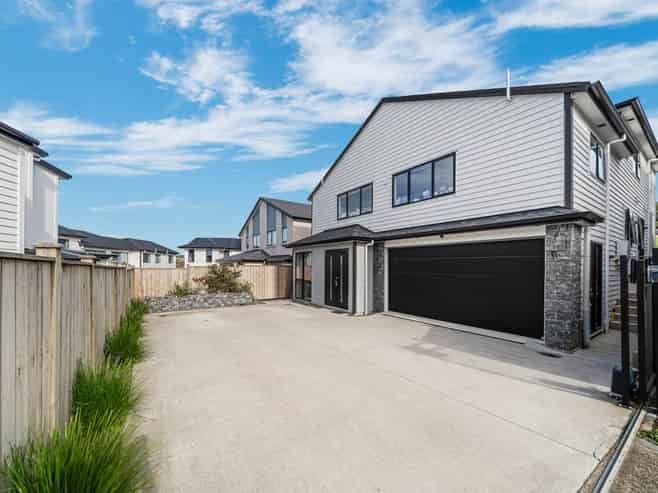 2A Ballyalton Crescent, Flat Bush