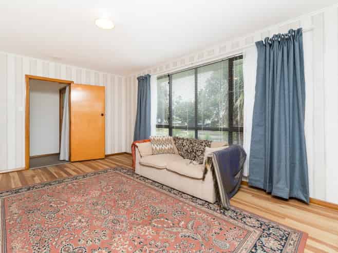 64 Highbury Avenue, Highbury