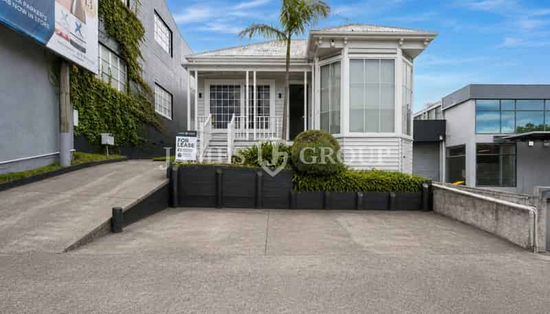 73 Boston Road, Grafton