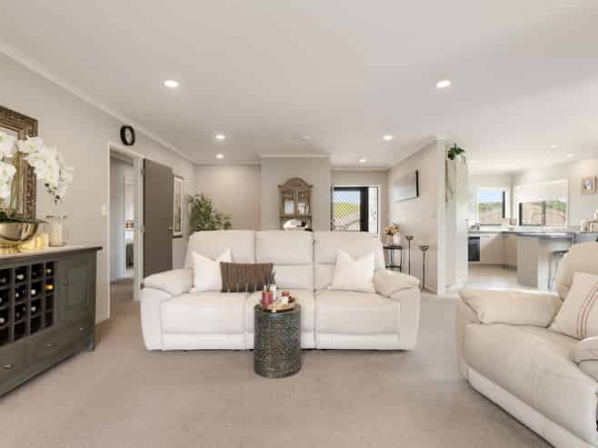 4 Gina Way, Welcome Bay