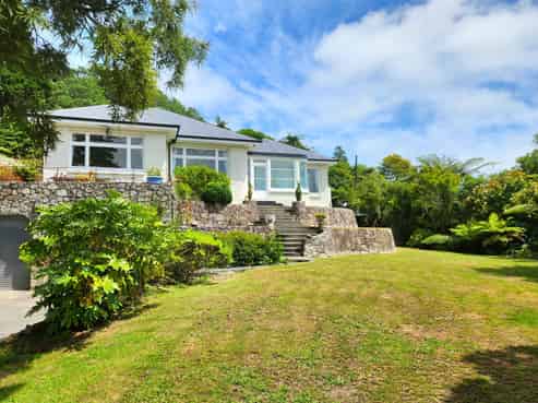 33 Joyce Crescent, Greymouth