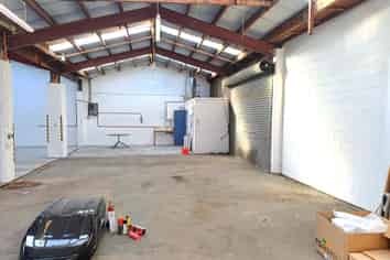 Affordable Warehouse - 251m2