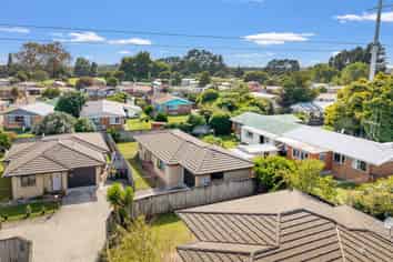 10E Yorkshire Road, Silverdale