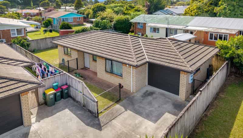 10E Yorkshire Road, Silverdale