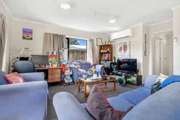 10E Yorkshire Road, Silverdale