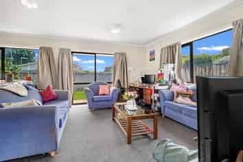 10E Yorkshire Road, Silverdale