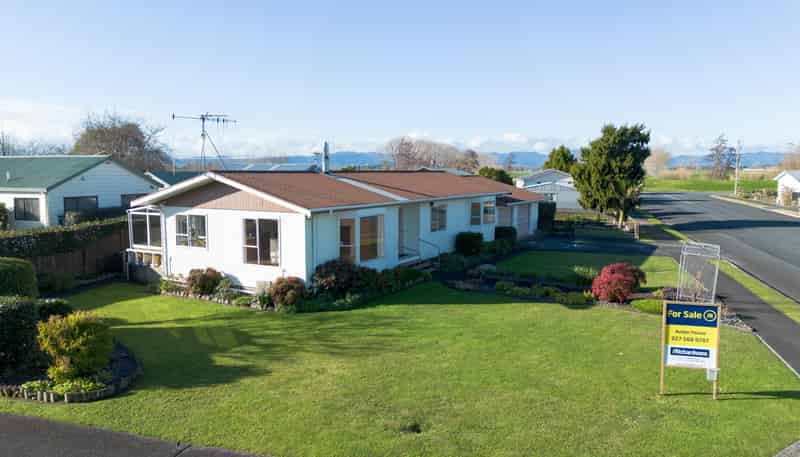 11 McClean Place, Ngatea