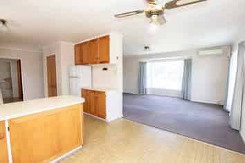 11 McClean Place, Ngatea