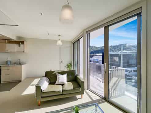 109/2 Campbell Terrace, Petone