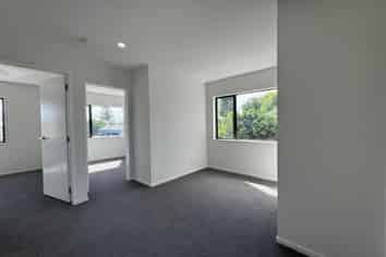 18D Addington Avenue, Manurewa