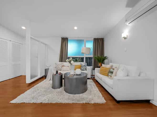 6 Myrtle Street, Western Springs