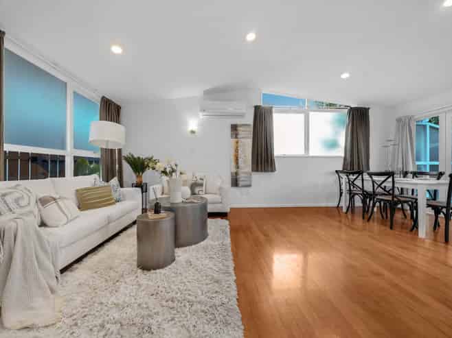 6 Myrtle Street, Western Springs