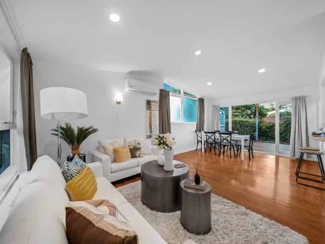 6 Myrtle Street, Western Springs