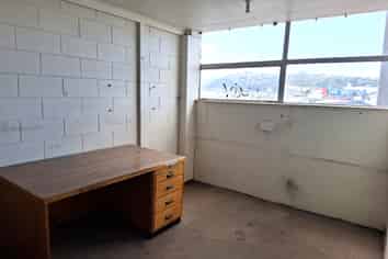 Small Warehouse - 180m2