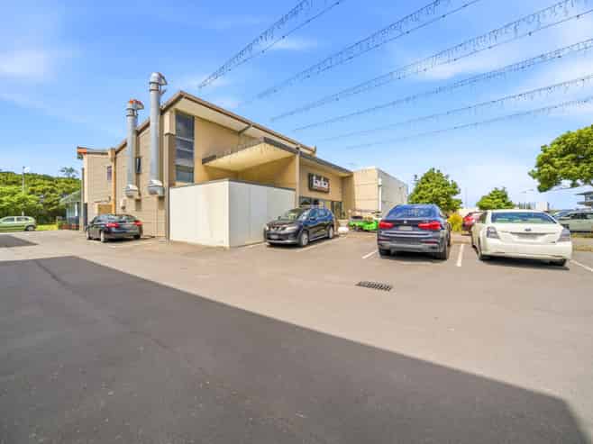 Mortgagee Sale - High Exposure Investment