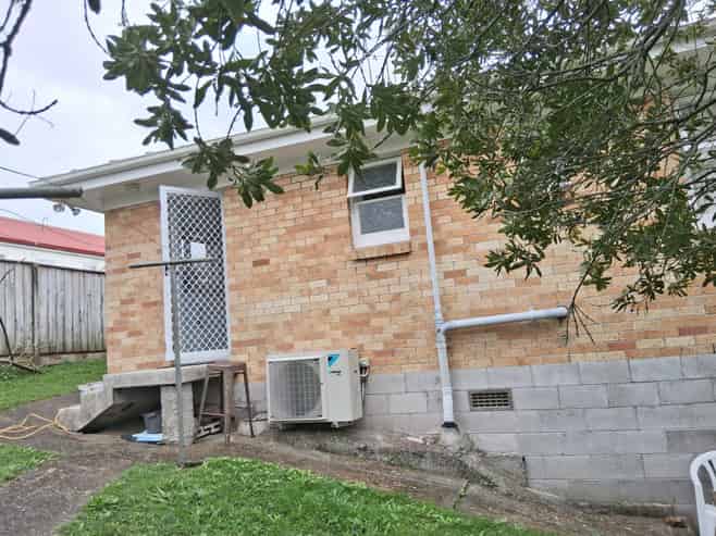 Auckland - Address withheld