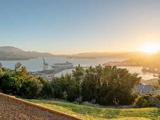 30 Gilmour Terrace, Lyttelton