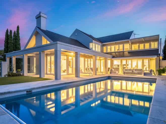 286 Hurstmere Road, Takapuna