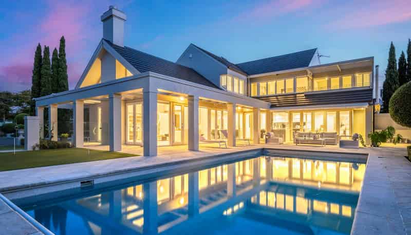 286 Hurstmere Road, Takapuna