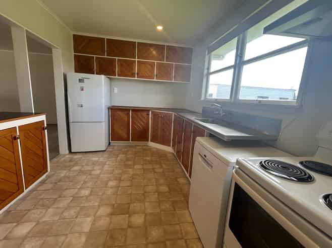 16 Manley Grove, Gate Pa