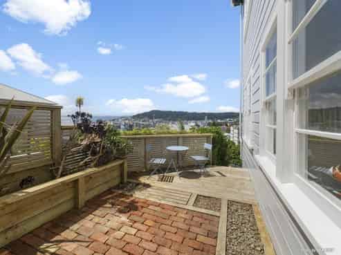 BF/4 Maarama Crescent, Aro Valley