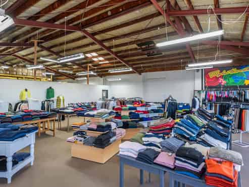 1,000 sqm Front Unit with Retail Frontage – For Lease