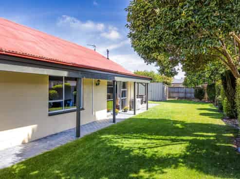 53 Sapphire Street, Casebrook