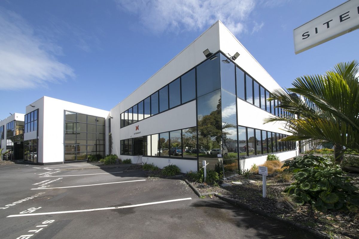 Strategic Penrose opportunity - Mehr