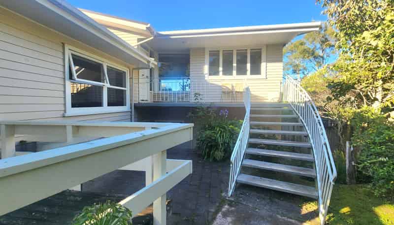 15 Pekanga Road , Normandale