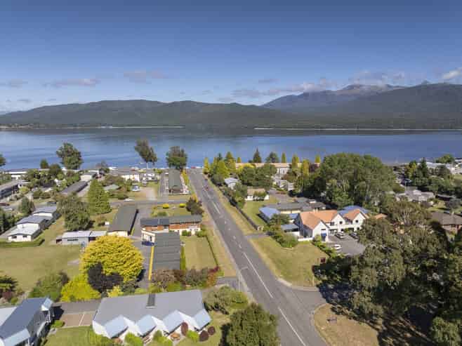 5 Cleddau Street, Te Anau