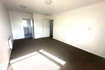 1/288 Rosebank Road, Avondale