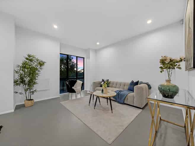 3 Haddington Drive, Flat Bush