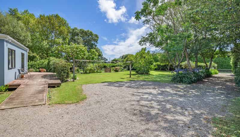 52 Jacksons Road, Levin