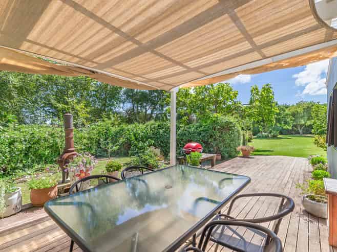 52 Jacksons Road, Koputaroa