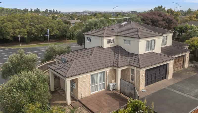 16 Claremont Way, East Tamaki Heights