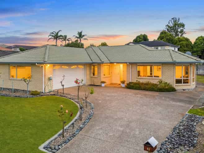 13 Parkhaven Drive, Rosehill