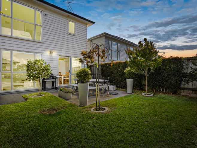 9 Forbes McCammon Drive, Swanson