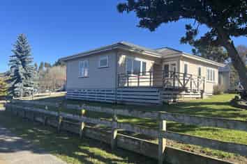 51 Moa Street, Taihape and Surrounds
