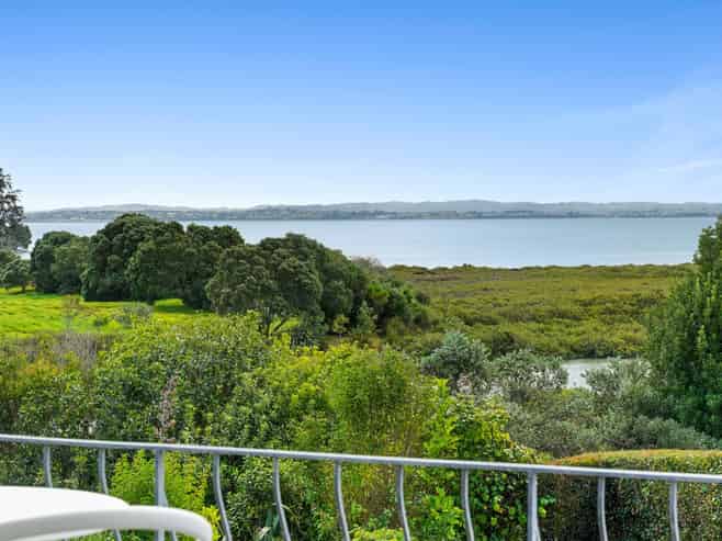 14 Weona Place, Westmere