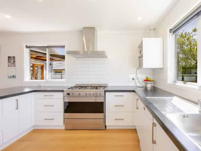 14 Holyrood Terrace, Waipukurau