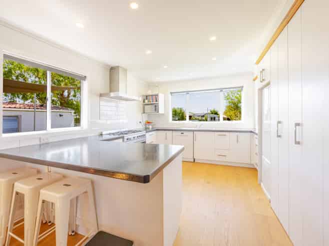 14 Holyrood Terrace, Waipukurau