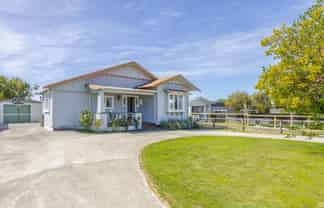 14 Holyrood Terrace, Waipukurau